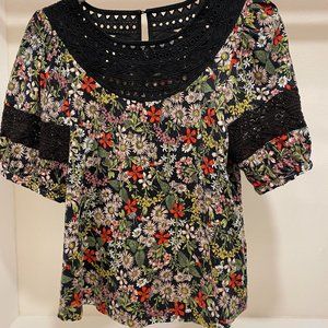 Anthropologie Floral T-Shirt XS